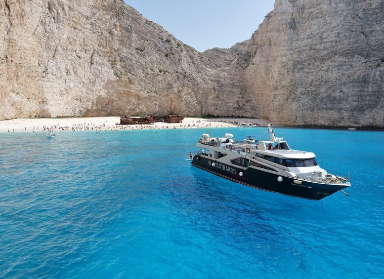 5-Hour Yacht Cruise around Zakynthos & Shipwreck 1