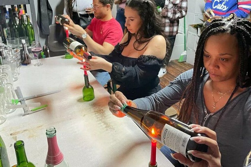 DIY Cocktail Candle and Wine Bottle Cutting Class in Chicago 4