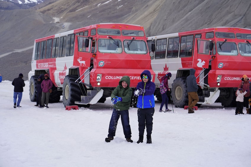 From Jasper: Discover the Columbia Icefield 2
