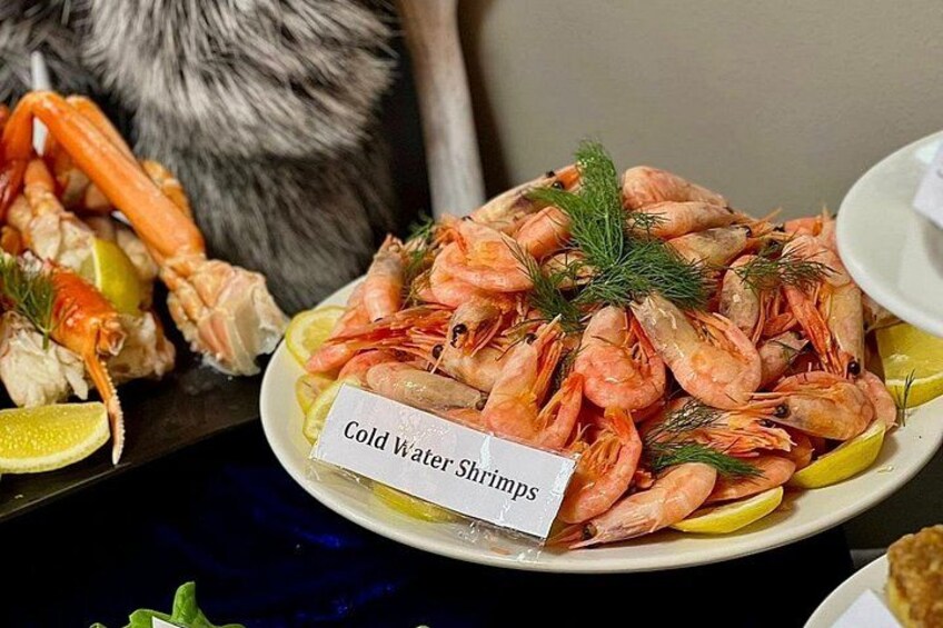 Nuuk City Highlights by Car with Greenlandic Tasting 5
