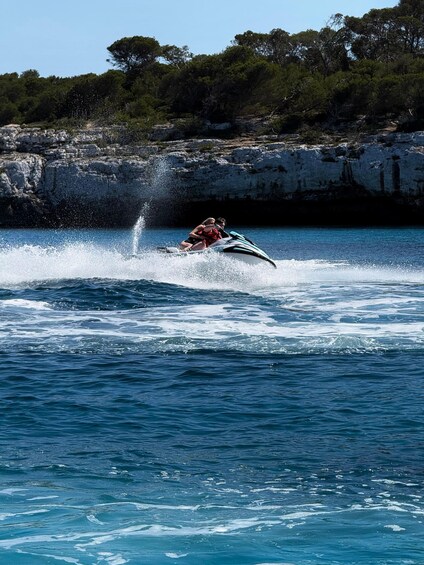 MALLORCA: JET SKI TO CALA MONDRAGÓ, CALA D'OR 60 minutes 1