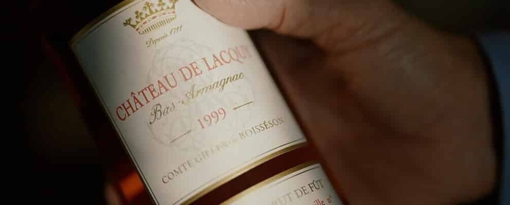 A bottle of Chateau de Lafite wine from 1999. 5