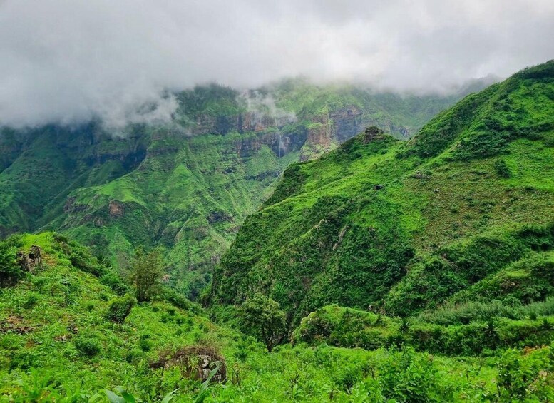 Picture 10 for Activity Santiago: Serra Malagueta Natural Park & Gongon Hike with Picnic 5