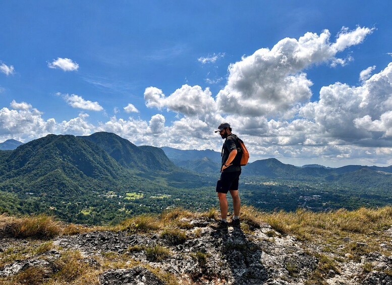 India Dormida Hike: Panoramic Views & Local Stories 1