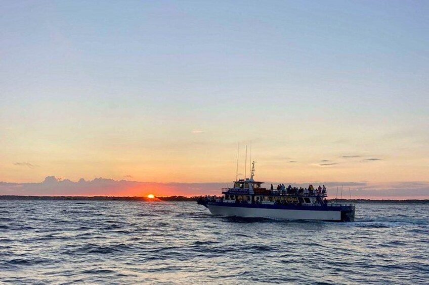 Ocean Sunset Dolphin & Sealife Cruise in Murrells Inlet 2