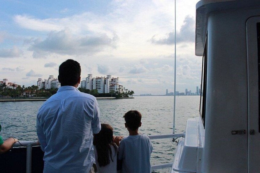 Miami City Tour and Miami Skyline Cruise Combo 4