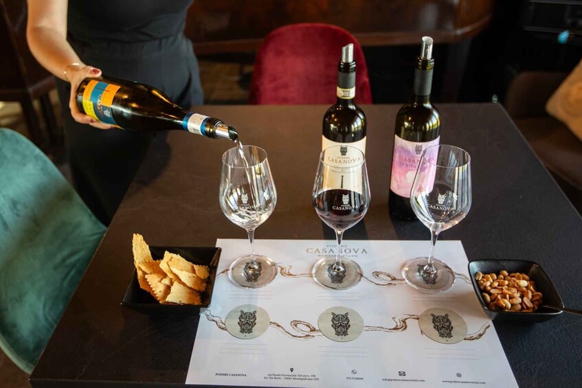 Picture 1 for Activity Montepulciano: Winery Tour & Wine Tasting – Della Cortigiana 2