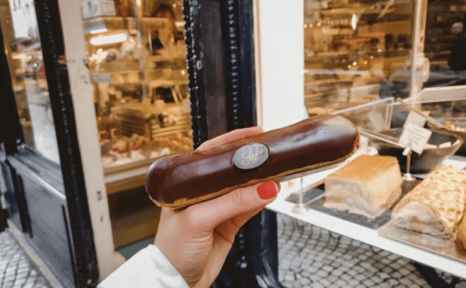 Paris Montmartre Food Tour: Pastry Classics & Innovations 3