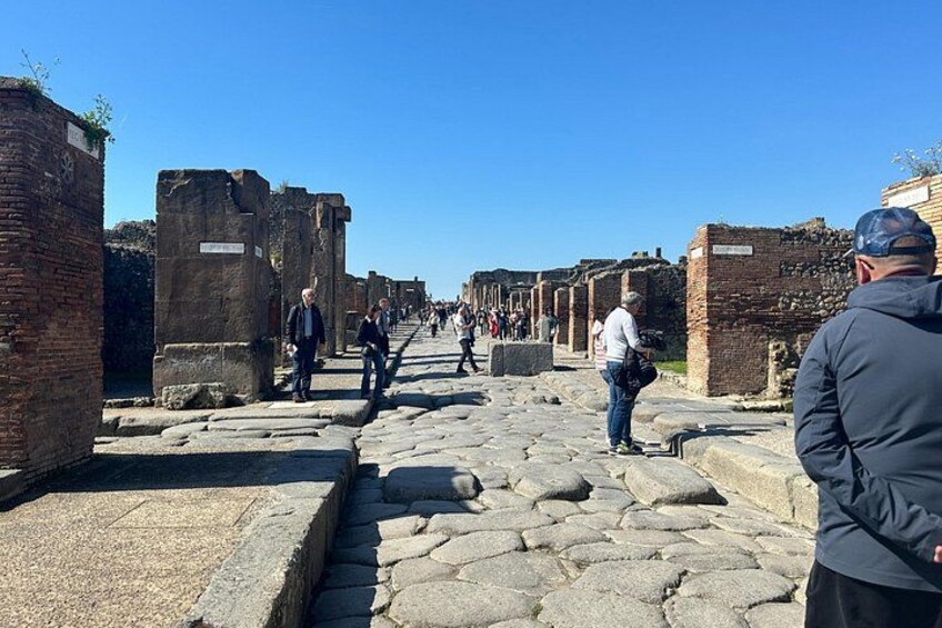 Pompeii Small Group Guided Tour from Salerno Port 2