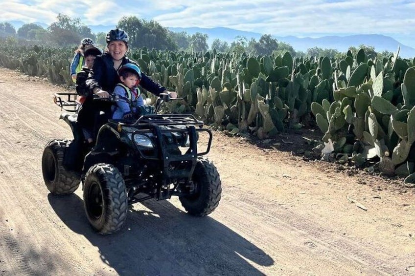 Teotihuacán ATV, Pyramids on Foot and cave 4