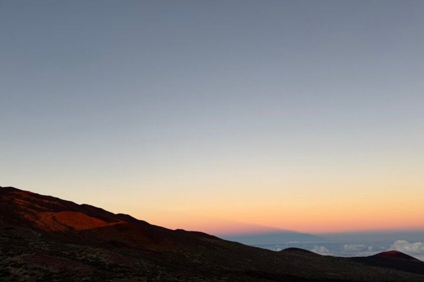 Mauna Kea Hike and Stargazing with Native Hawaiian 5