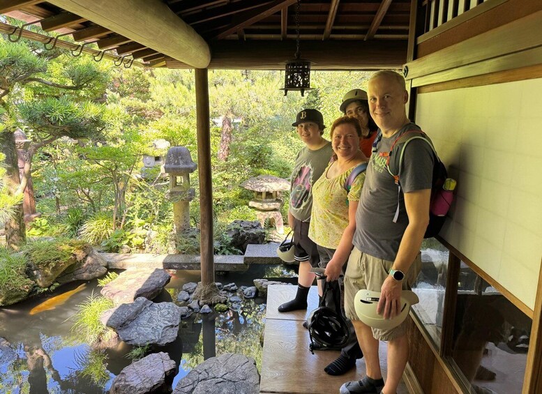 Picture 2 for Activity Kanazawa: Castle & Samurai History Walking Tour 3