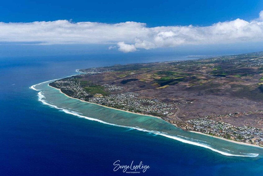 Picture 13 for Activity Flight over Réunion Island at 3,200 m above Piton des Neiges 2