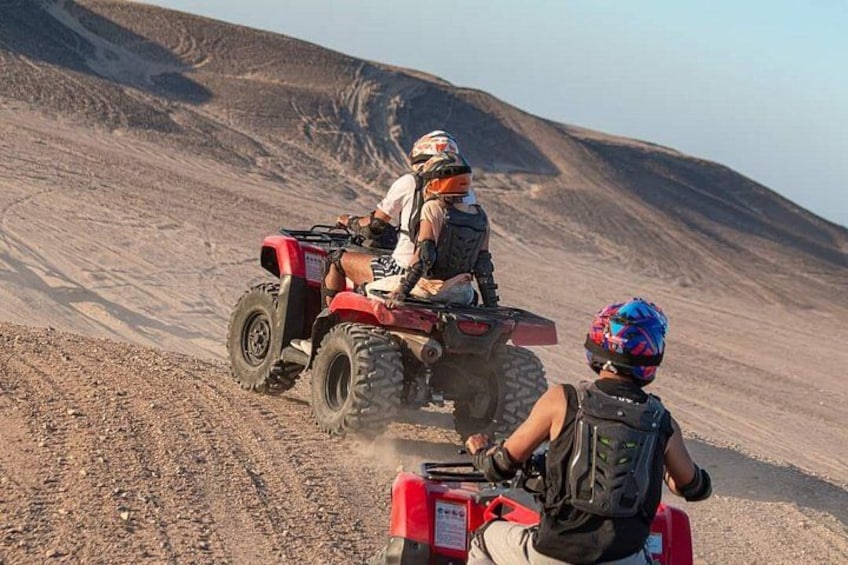 Hurghada: Super Safari Quad Biking, Bedouin Village & Dinner Show 4