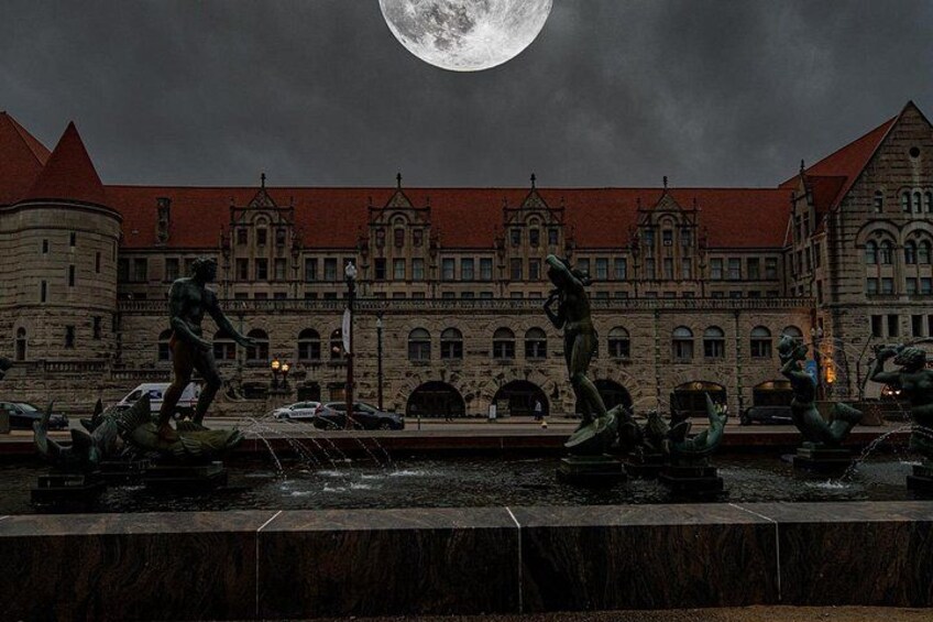 Discover the restless spirits that refuse to fade into oblivion on our haunted tour. 4