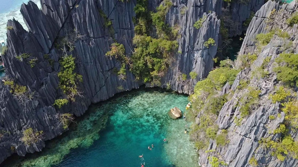 Picture 10 for Activity Coron Ultimate: 7 Destinations w/ Kayak & Gear - All In 4