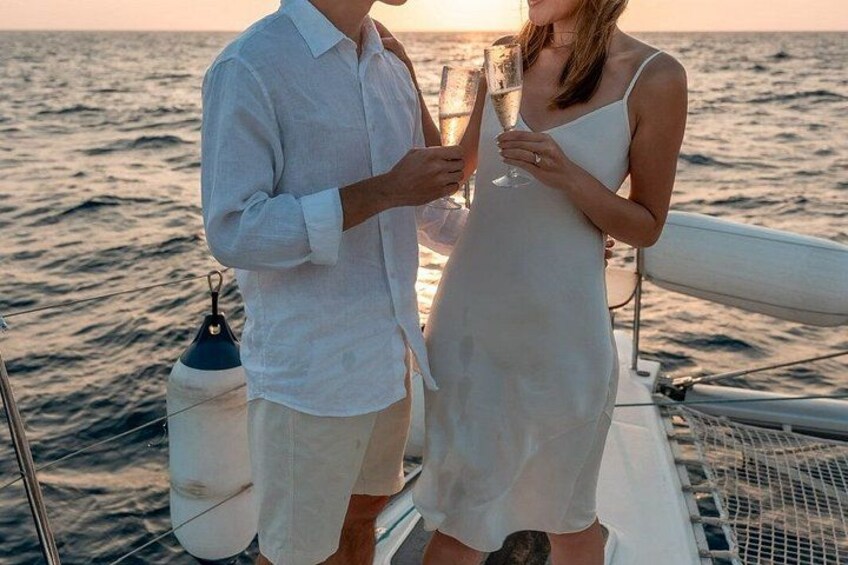 Santorini Proposal Experience with Romantic Setup and Planning 1