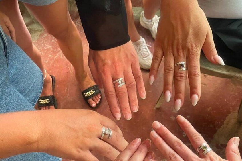 Craft Your Own Jewelry in our Workshop with snack 5