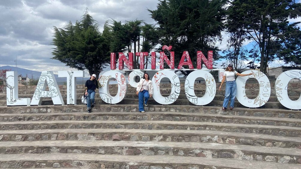 Picture 7 for Activity Quito: Airport Pickup and Middle of the World Visit 1