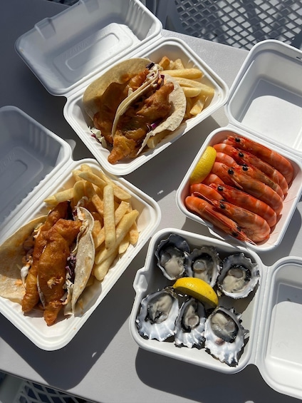 Picture 4 for Activity Noosa Queen Seafood Lunch - Complimentary drink on arrival 4
