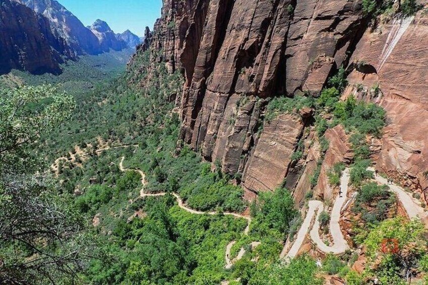 Self-Guided Audio Driving Tour in Zion & Bryce Canyon 2