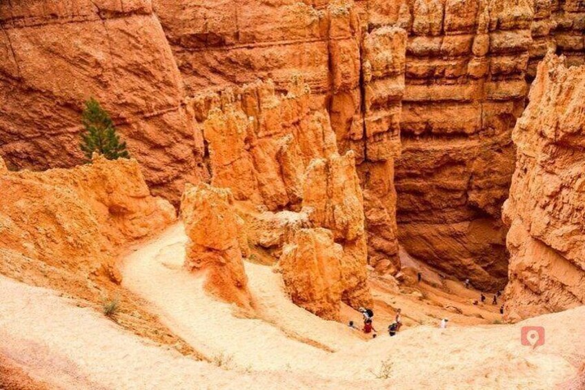 Self-Guided Audio Driving Tour in Zion & Bryce Canyon 3