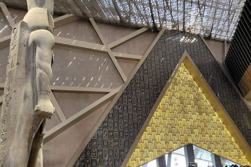 Private Giza Pyramids And GEM 1 Day Tour 2