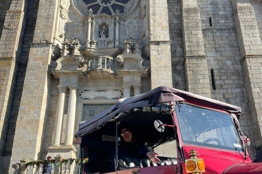 Private Tour of Classic Tuk Tuk in Port 4 Hours 3
