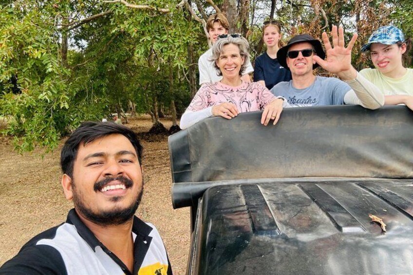 HalfDay Private Jeep Safari Minneriya/Eco Park/Kaudulla 4