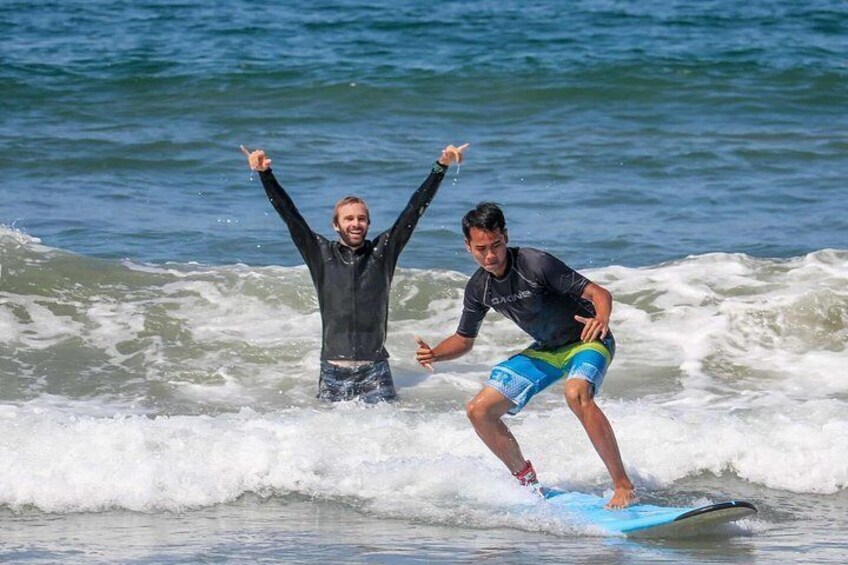 Students catch waves with instructors who teach every step of the way, helping students catch the wave of the day! 4