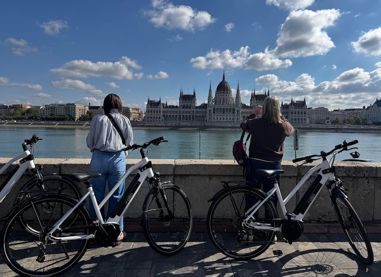 Picture 35 for Activity Budapest: Complete E-Bike Tour of Buda & Pest Highlights 5