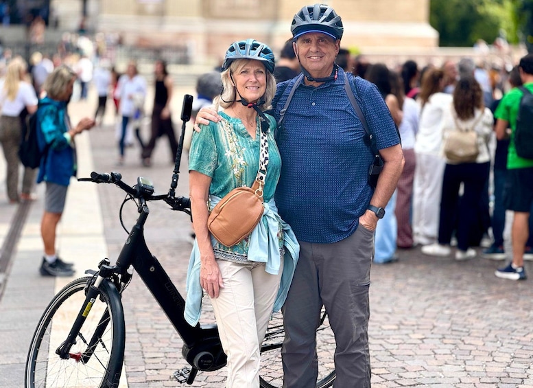 Picture 15 for Activity Budapest: Complete E-Bike Tour of Buda & Pest Highlights 3