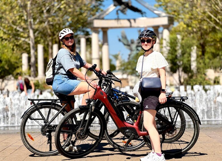Picture 10 for Activity Budapest: Complete E-Bike Tour of Buda & Pest Highlights 3
