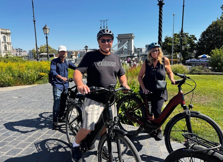 Picture 12 for Activity Budapest: Complete E-Bike Tour of Buda & Pest Highlights 4