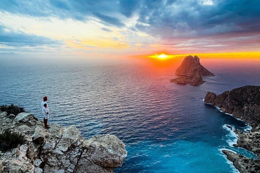 Ibiza Jeep Wrangler Tour Hidden Beaches Snorkeling and Caves 2