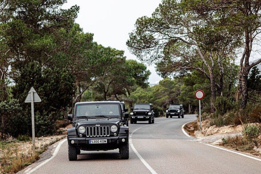 Ibiza Jeep Wrangler Tour Hidden Beaches Snorkeling and Caves 2