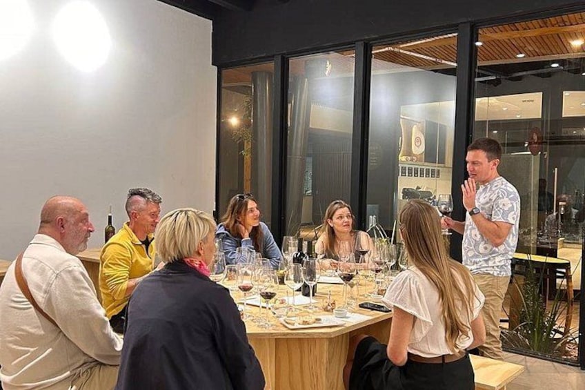 Learn to Taste Wine Like a Sommelier: Interactive Wine Tasting 4