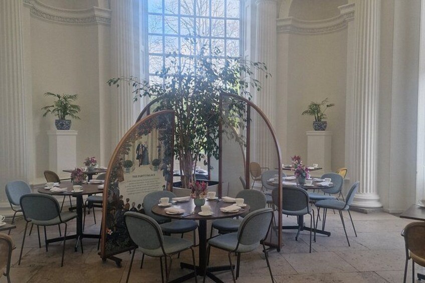 Dublin Literary Walking Tour with Afternoon Tea and Museum Entry 2