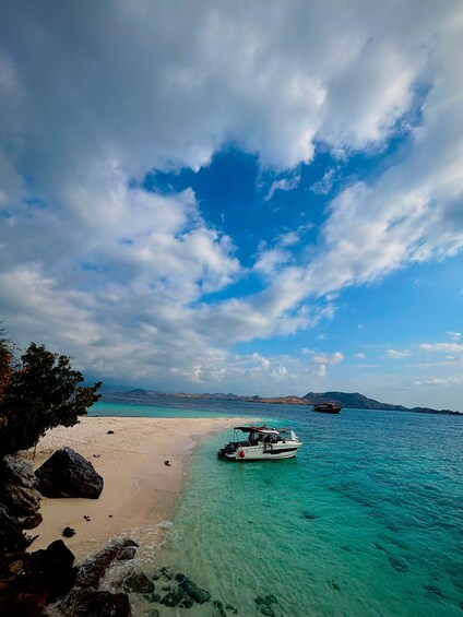 Picture 1 for Activity Labuan Bajo: Private Sunset Yacht Cruise near Komodo Islands 2