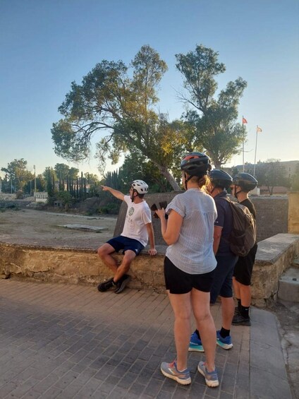 Picture 2 for Activity Nicosia: City Highlights & Old Town Bike Tour 4