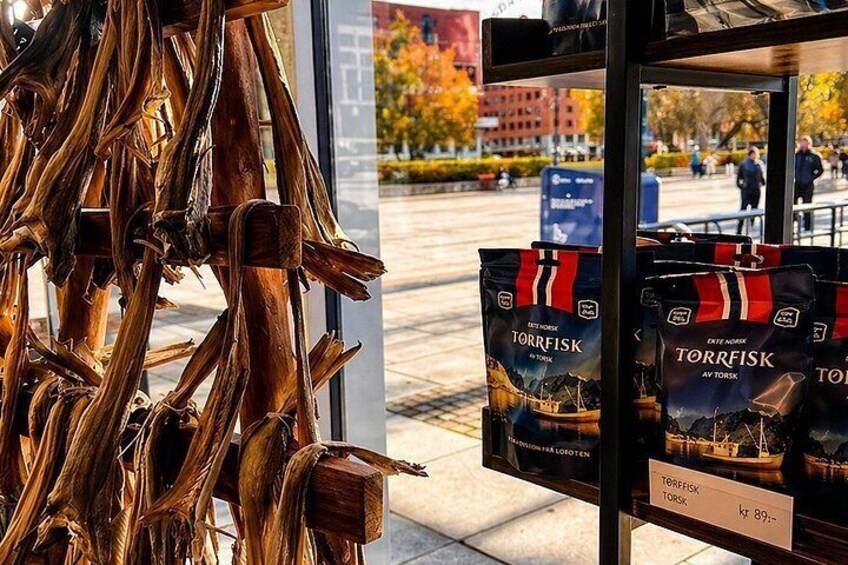 Oslo Food Walking Tour with Fjord Cruise and Open Fire Cooking 2