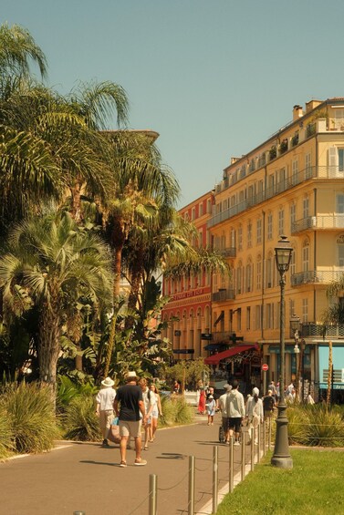 Picture 11 for Activity Masters of Nice: Art, Romans & Hidden Treasures 2