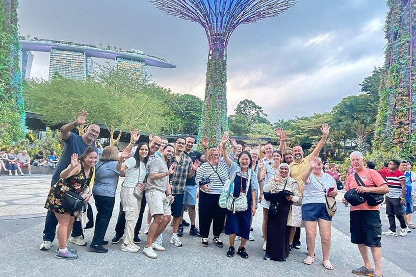 Singapore River Cruise and Light Shows Guided Tour With Transport 2