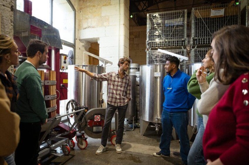 Assembly initiation: create your own wine 3
