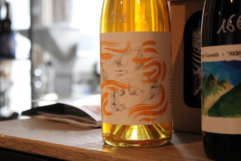 Tasting initiation: visit an urban winery 2