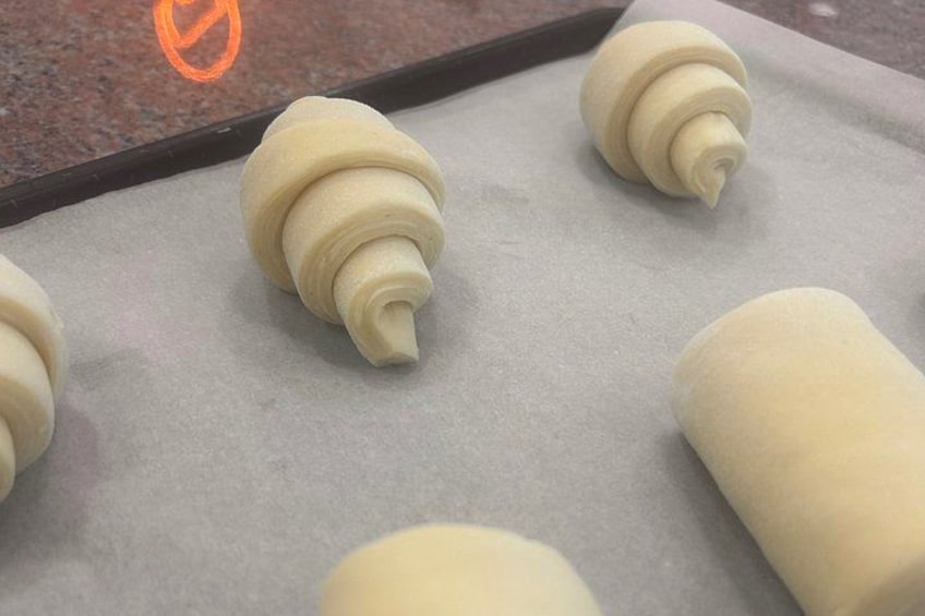 Atelier Le French Breakfast Croissants and chocolate breads 4