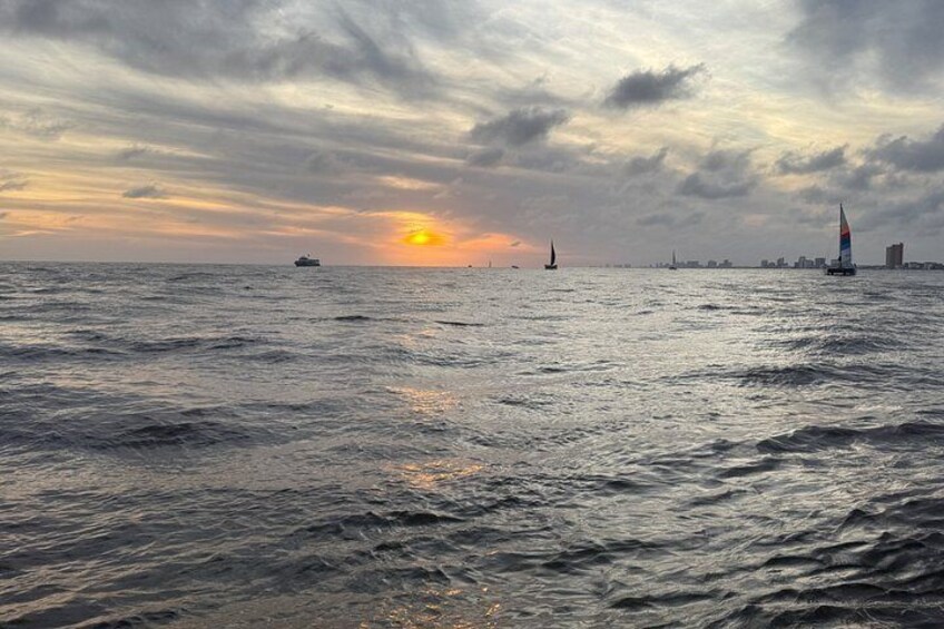 2 HR Private Sunset Tour in St Andrews Bay 4