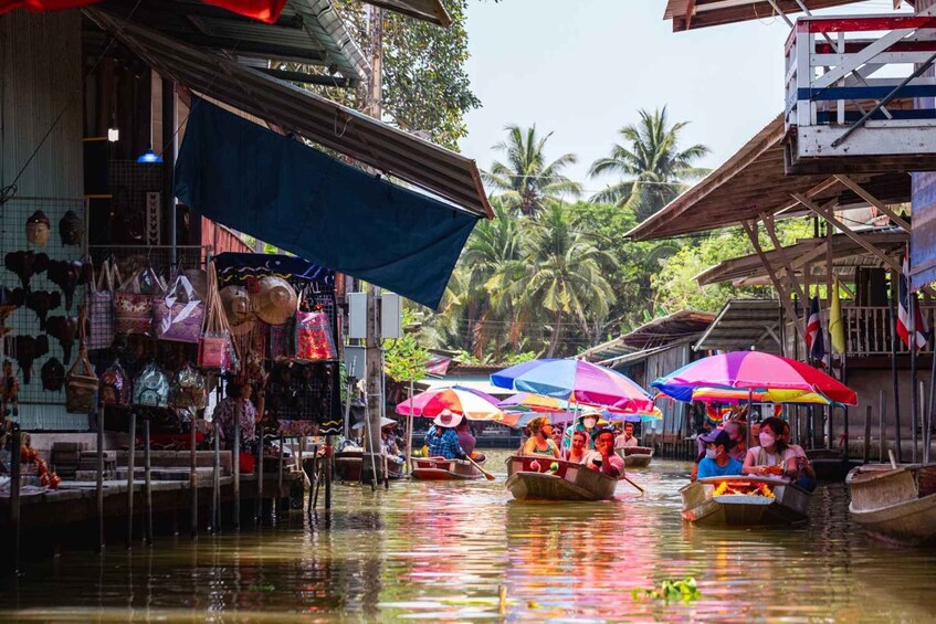 Picture 2 for Activity Bangkok: Damnoen Saduak and Ayutthaya Private Day Trip 3