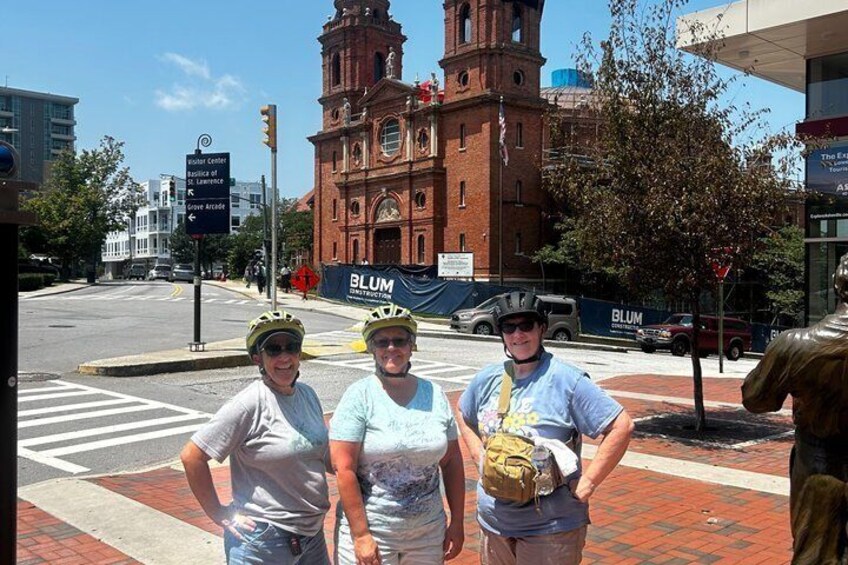 Eclectic and Electric Asheville E-Bike Tours 3