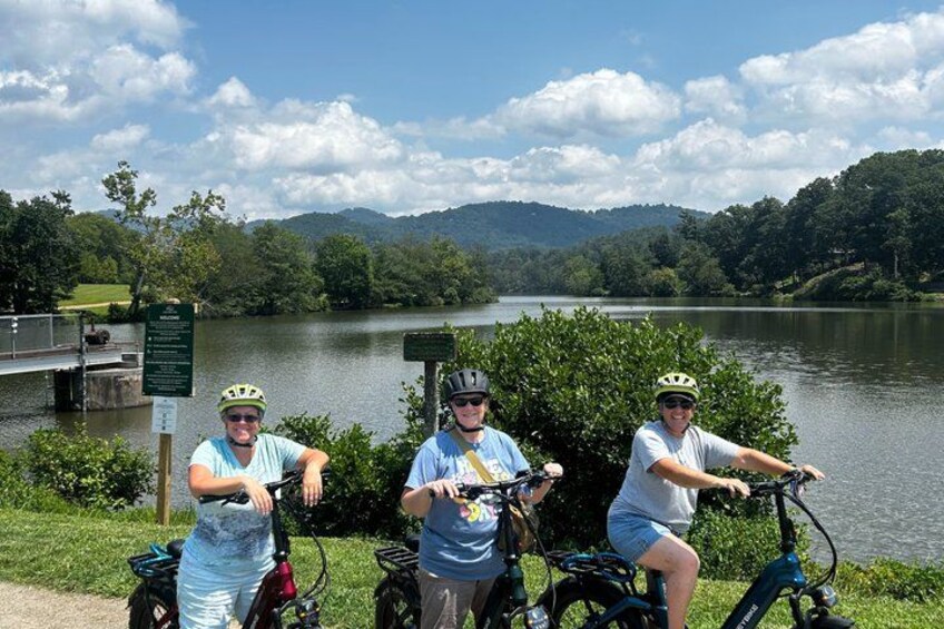 Eclectic and Electric Asheville E-Bike Tours - Downtown and More! 3